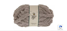 Load image into Gallery viewer, Hand-Knit Chunky Blanket Class - 1.10.26
